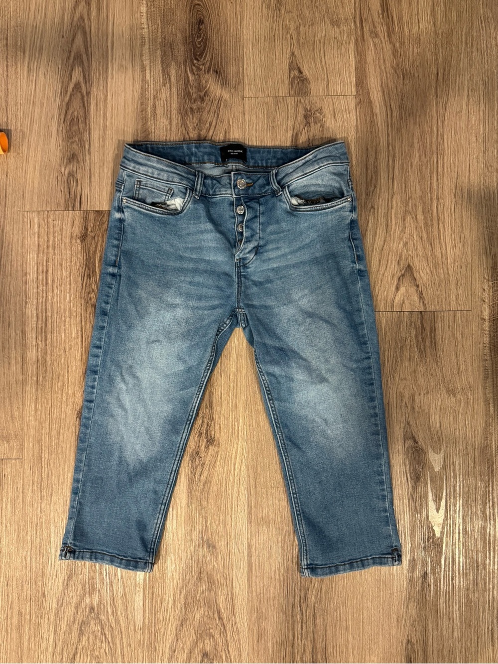 ✨4 for $25✨ VERO MODA Light Wash Cropped Skinny Jeans Button Fly Size M